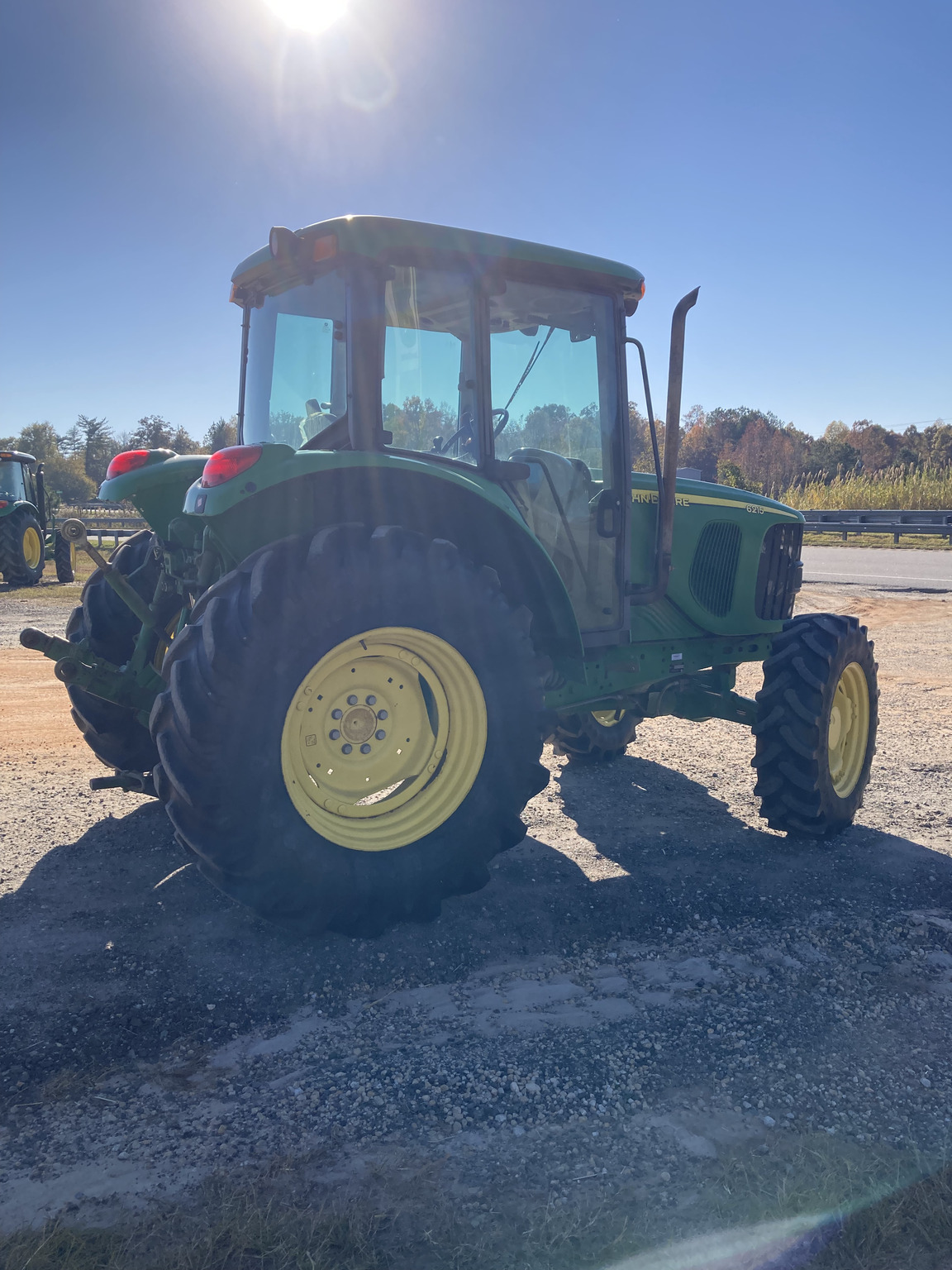 2007 John Deere 6215 Image 2