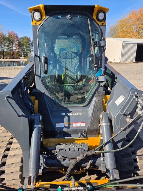 2024 John Deere 333 P Image 4