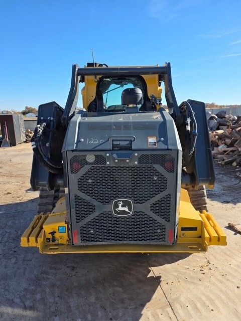 2024 John Deere 333 P Image 5