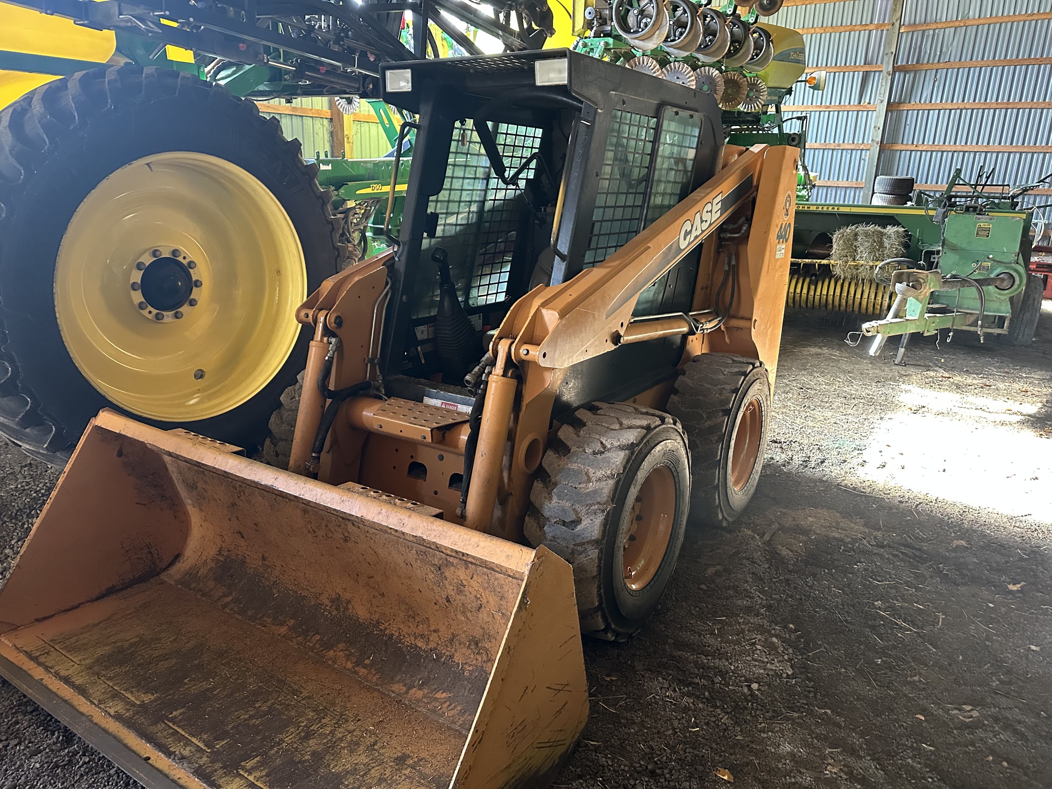 2007 Case 440 Image 1