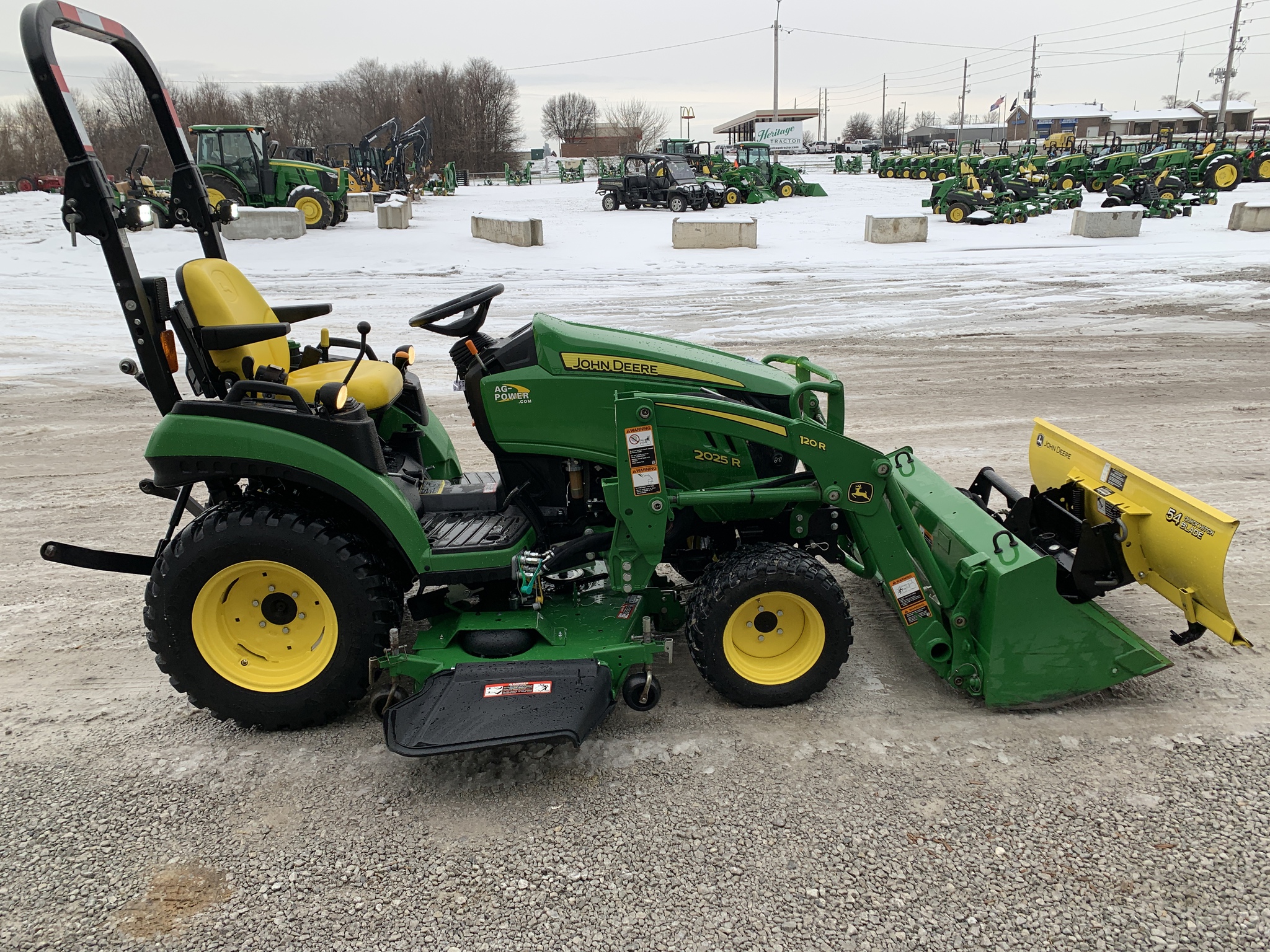  2019 John Deere 2025R at Heritage Tractor in Smithville, MO
