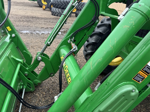2015 John Deere 6140D - Photo6