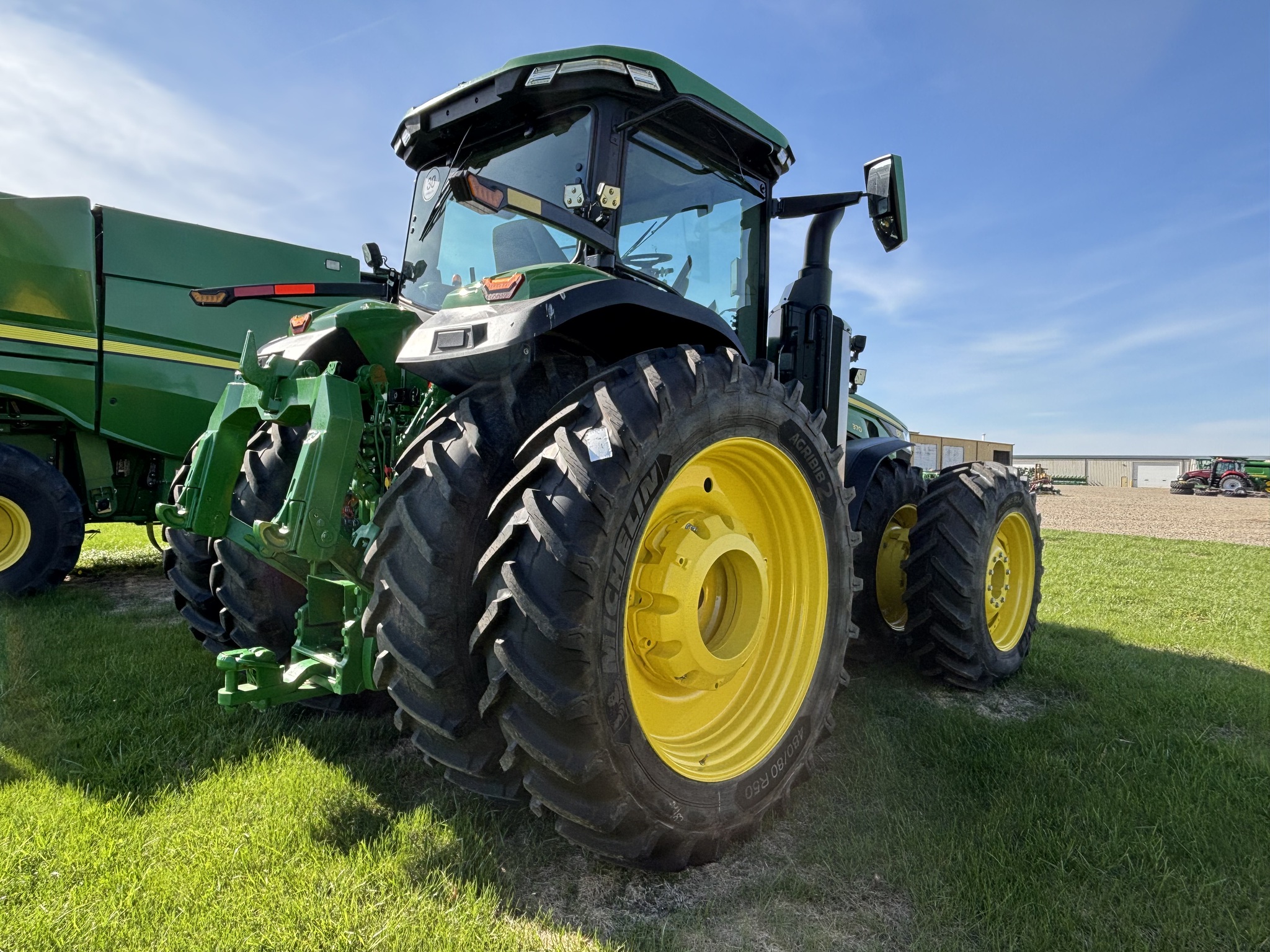  2025 John Deere 8R 370 at Heritage Tractor in Lacon, IL
