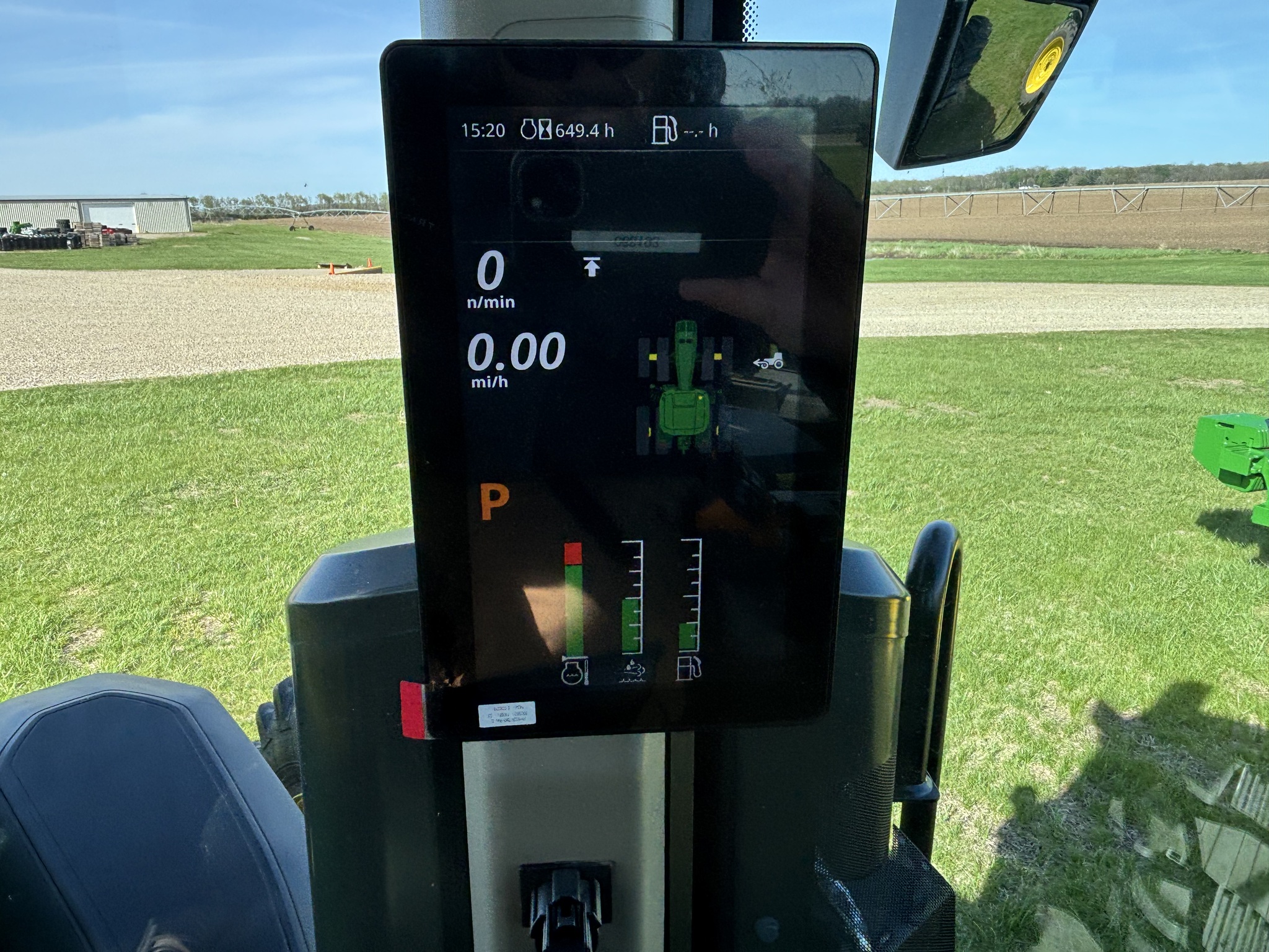  2025 John Deere 8R 370 at Heritage Tractor in Lacon, IL