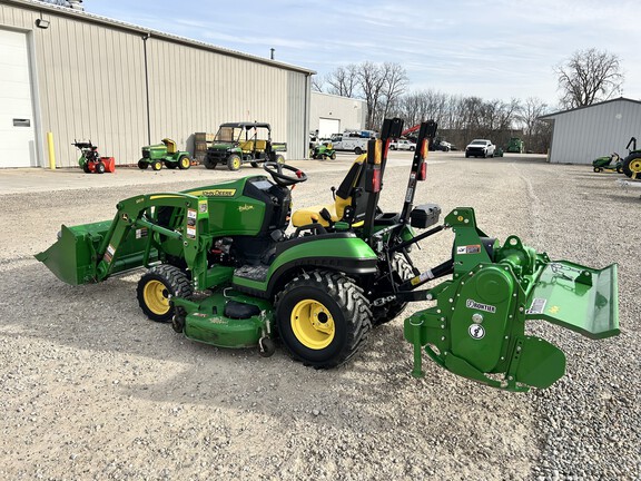 Photo of 2022 John Deere 1025R