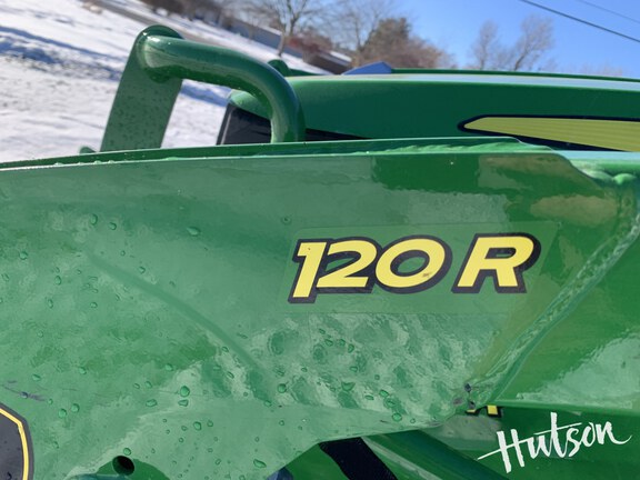 Photo of 2022 John Deere 1025R