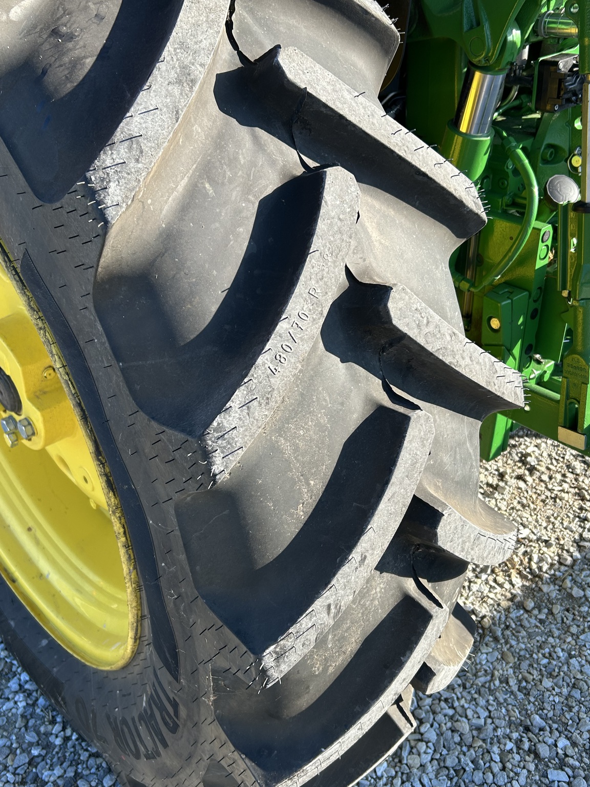  2025 John Deere 6M 125 at Heritage Tractor in Macomb, IL