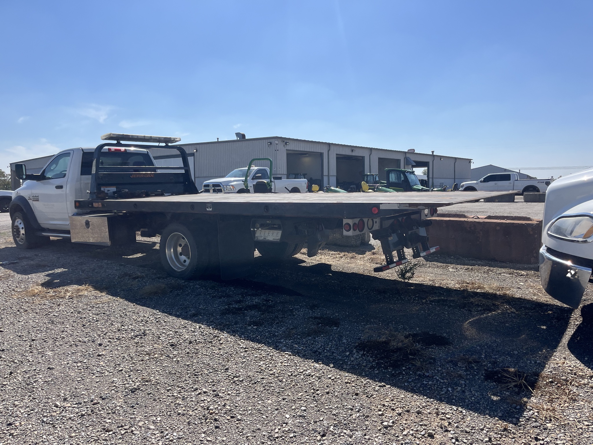 2013 Dodge 5500HD Image 9