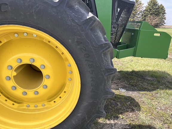 2025 John Deere 8R 410 - Photo13