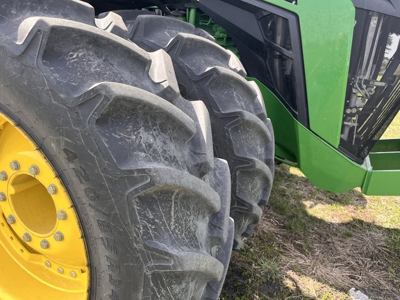 2025 John Deere 8R 410 - Photo14