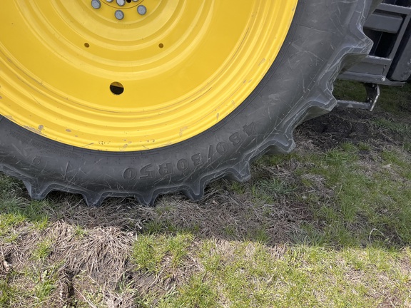 2025 John Deere 8R 410 - Photo16
