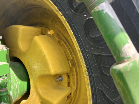 2025 John Deere 8R 410 - Photo18