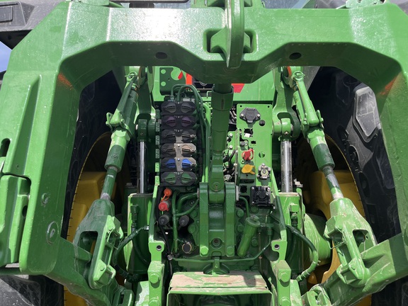 2025 John Deere 8R 410 - Photo28