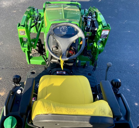 2024 John Deere 1025R Photo 4