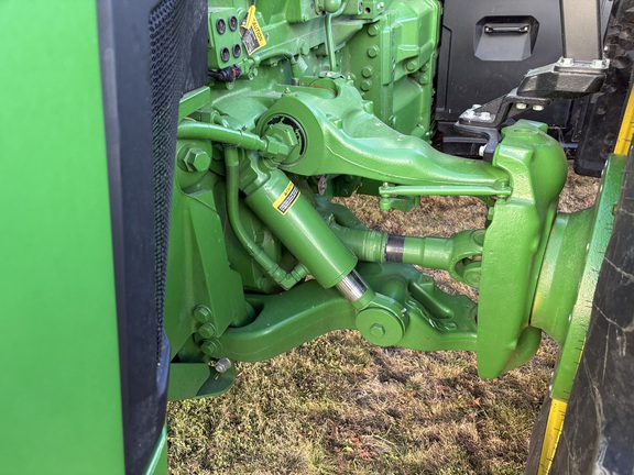 2025 John Deere 8R 410 - Photo8