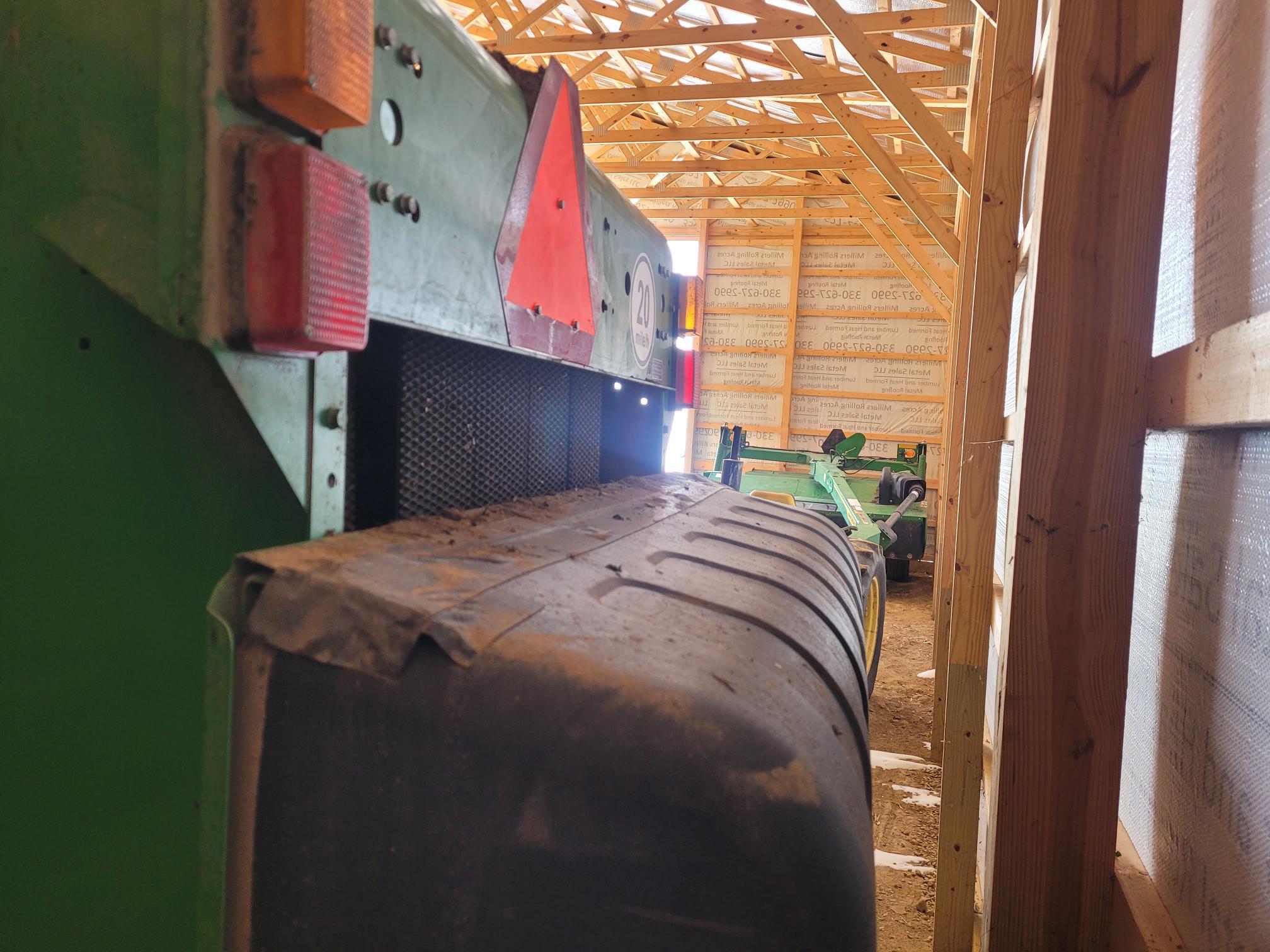 2021 John Deere 450M Image 4