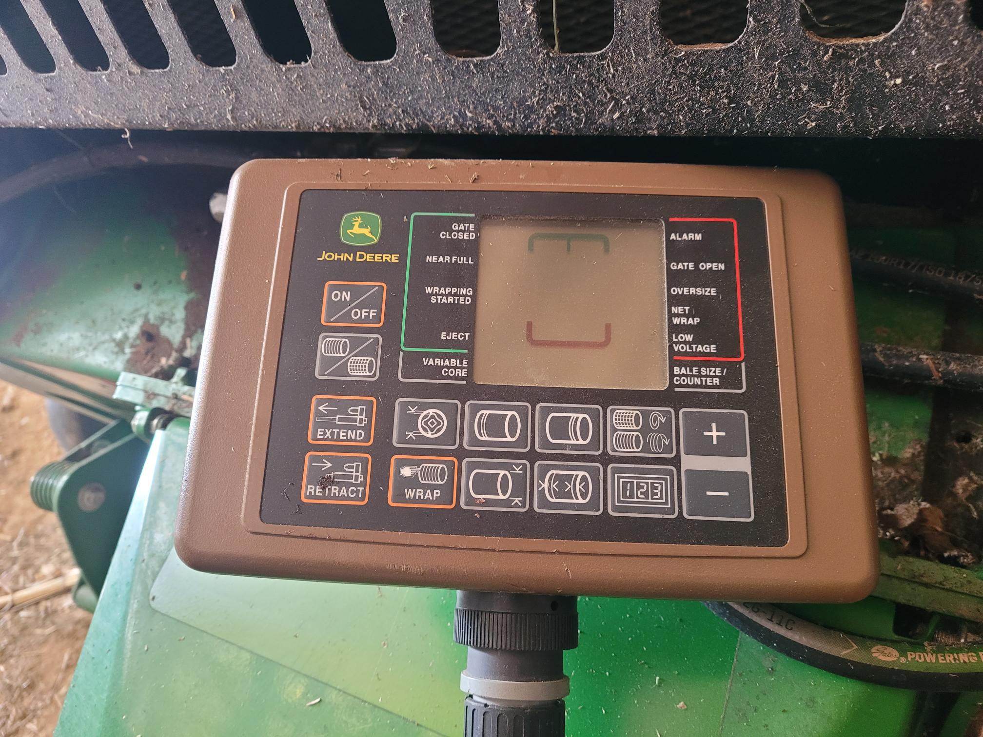 2021 John Deere 450M Image 8