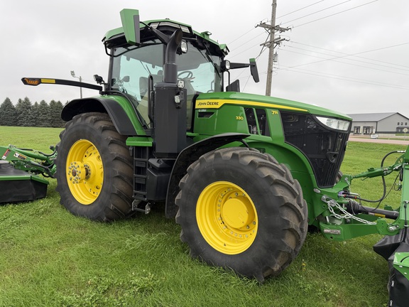  John Deere 7R 330