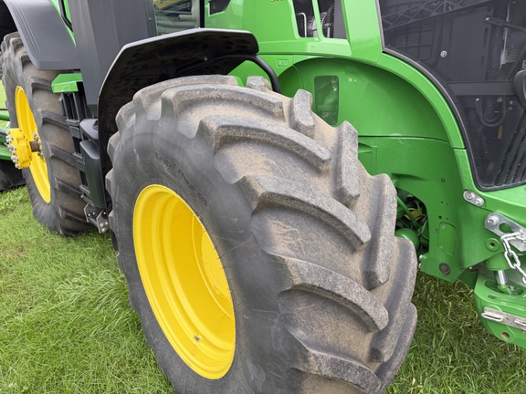 2023 John Deere 7R 330 - Photo12