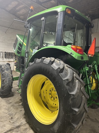 Photo of 2011 John Deere 6330