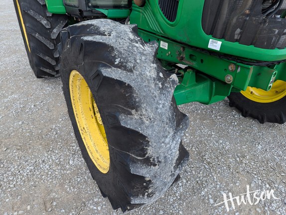 Photo of 2011 John Deere 6330