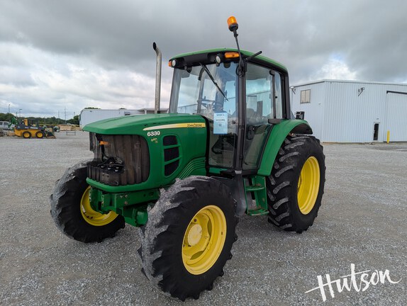 Photo of 2011 John Deere 6330