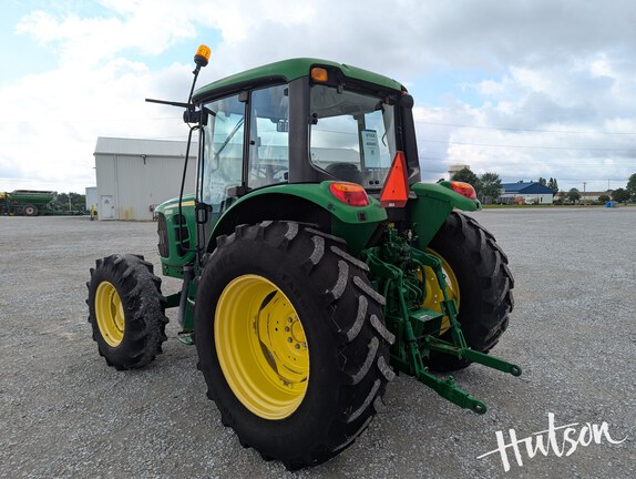 Photo of 2011 John Deere 6330