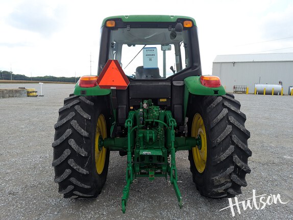 Photo of 2011 John Deere 6330