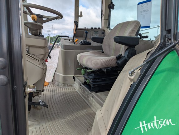 Photo of 2011 John Deere 6330