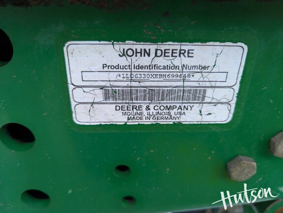 Photo of 2011 John Deere 6330