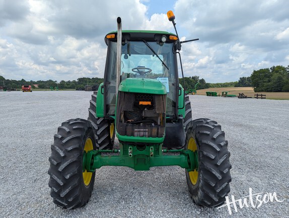 Photo of 2011 John Deere 6330