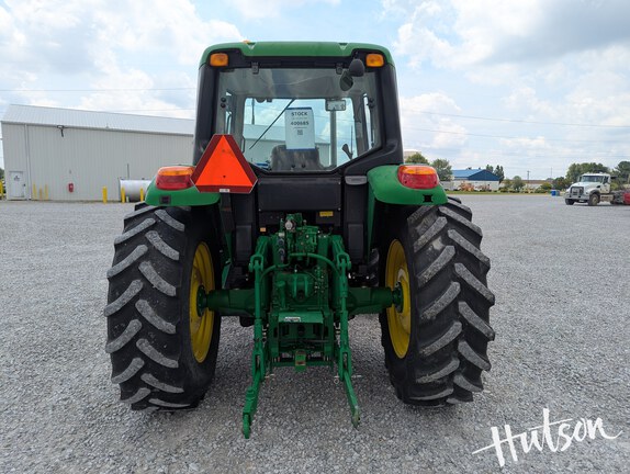 Photo of 2011 John Deere 6330