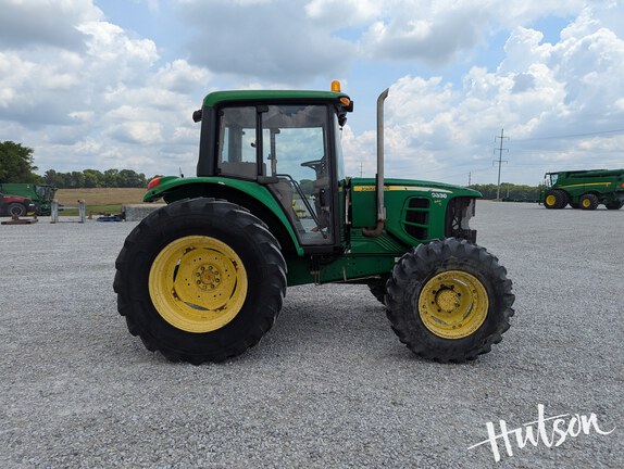 Photo of 2011 John Deere 6330