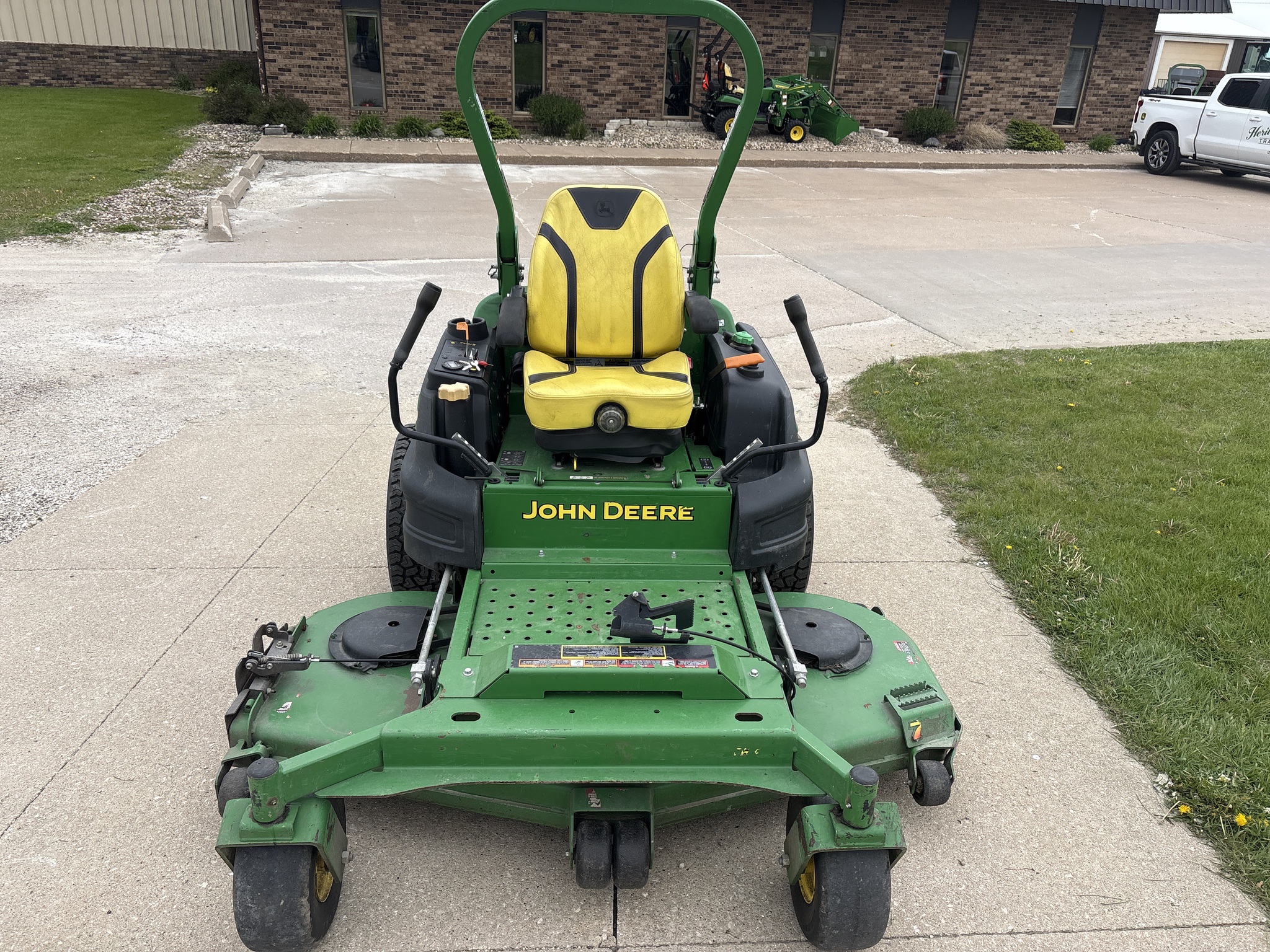  2022 John Deere Z997R at Heritage Tractor in Geneseo, IL