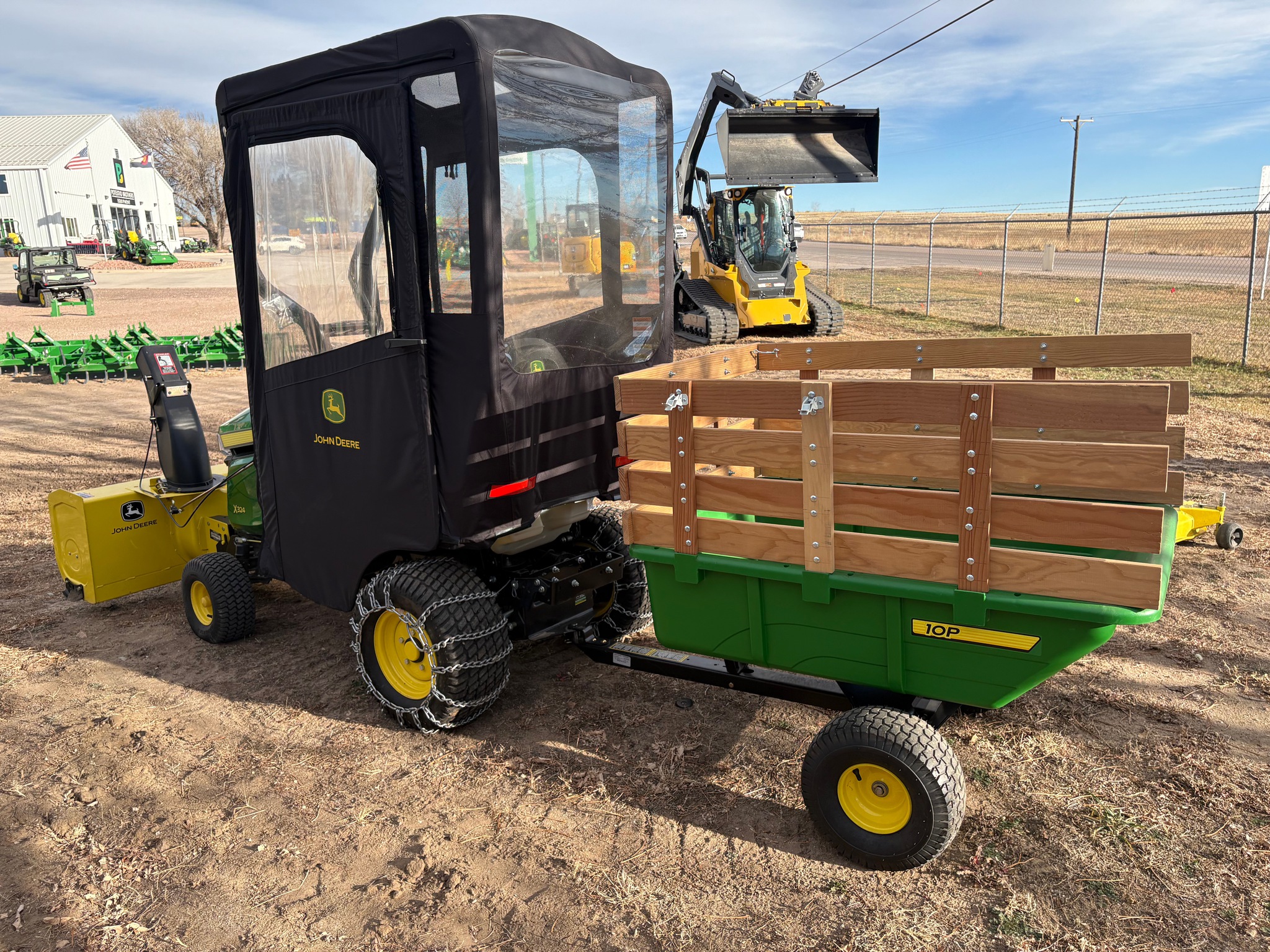 2014 John Deere X324 Image 4