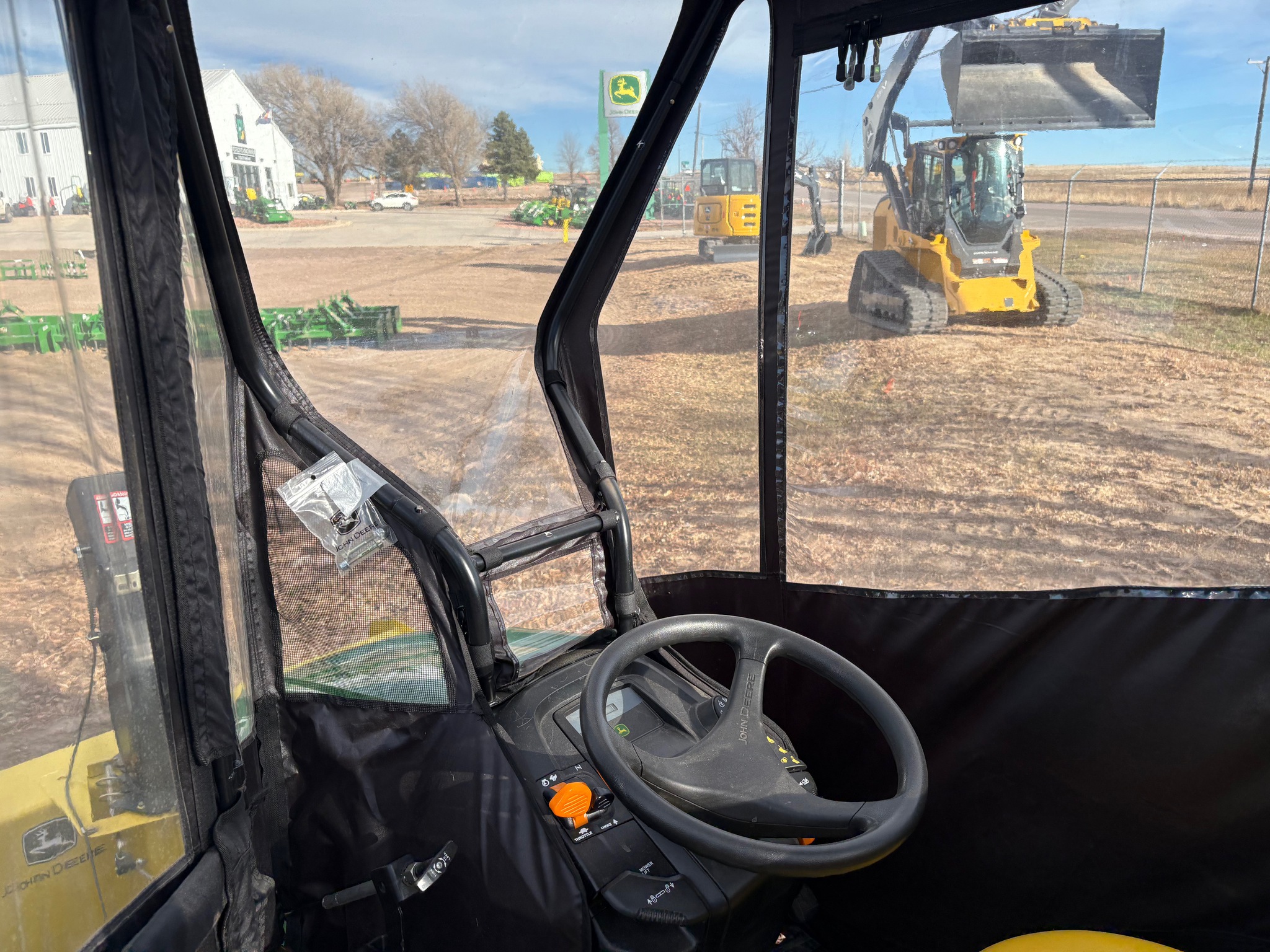 2014 John Deere X324 Image 14