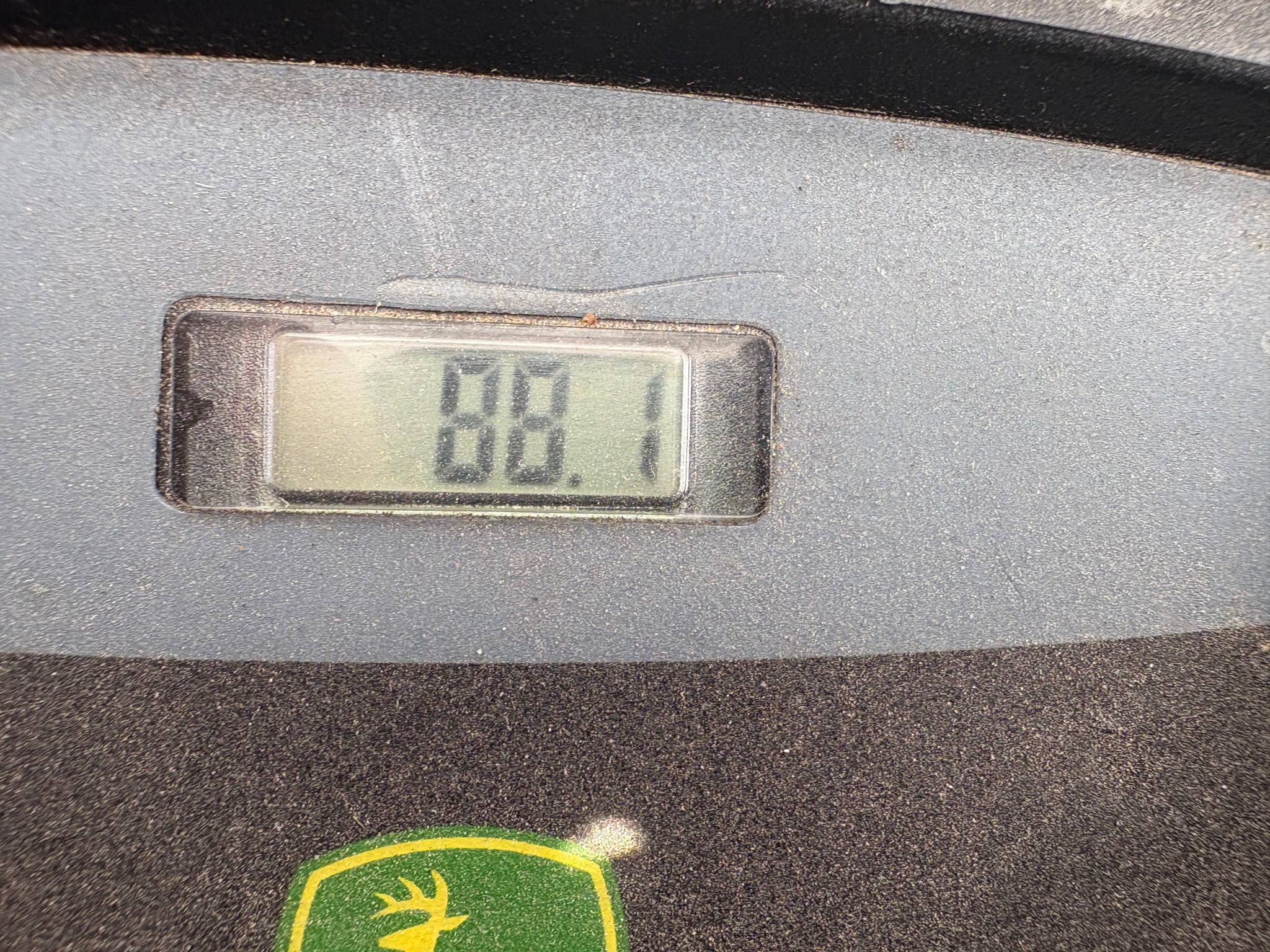 2014 John Deere X324 Image 17