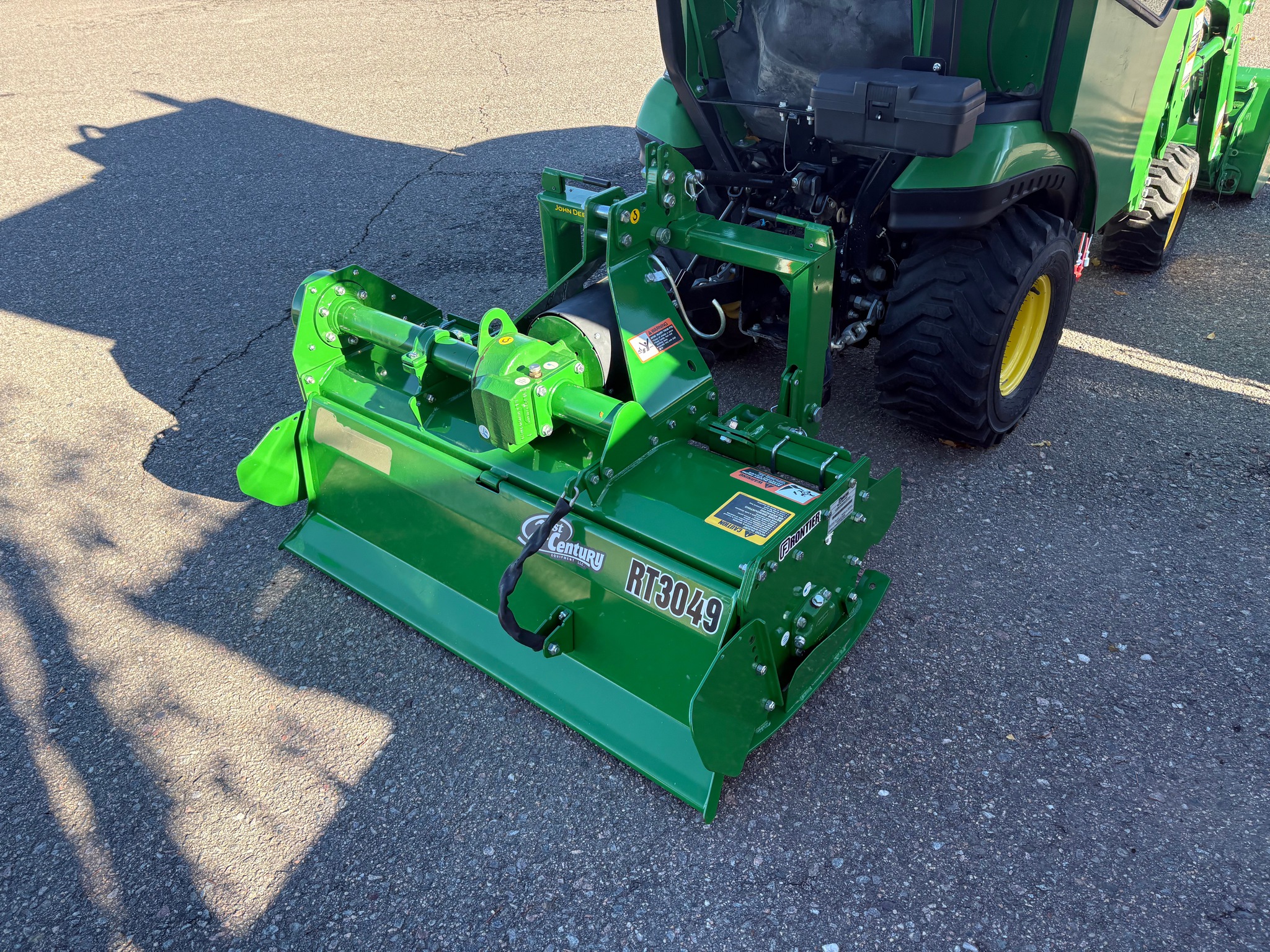 2018 John Deere 1025R Image 5