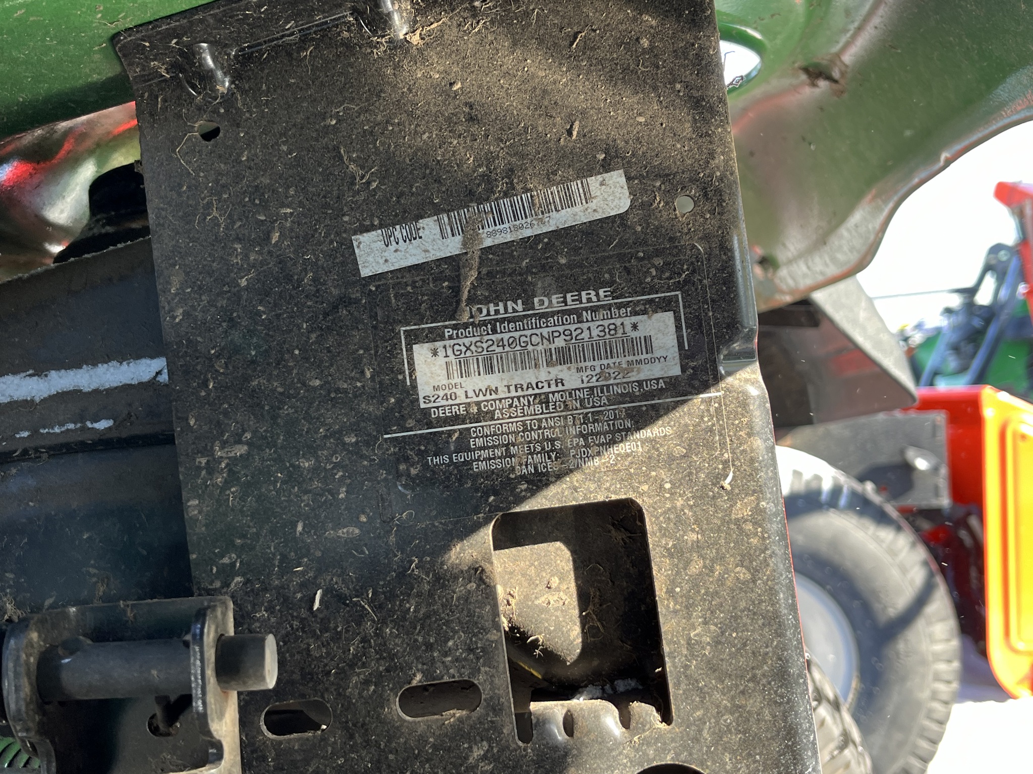 2023 John Deere S240 Image 6