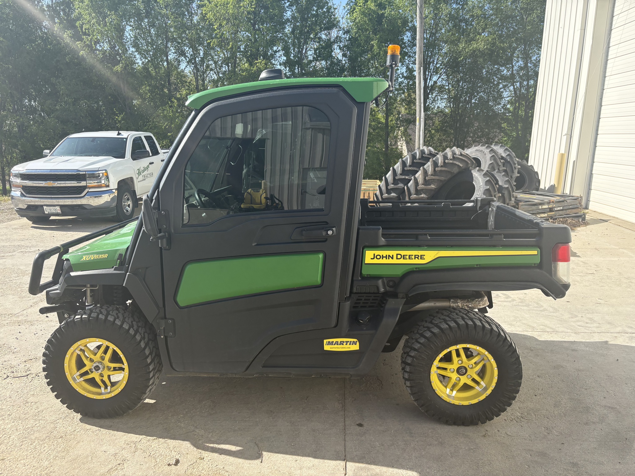  2024 John Deere XUV 835R at Heritage Tractor in Kewanee, IL