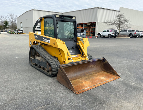 2007 John-Deere CT322