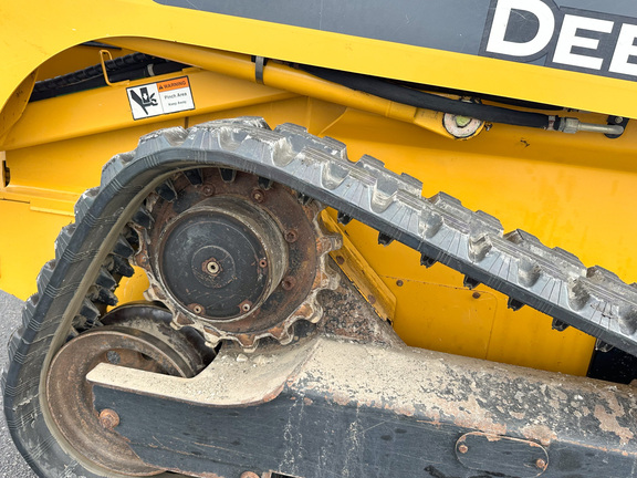 2007 John-Deere CT322