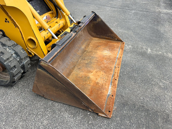 2007 John-Deere CT322