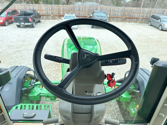 2025 John-Deere 8RX 410
