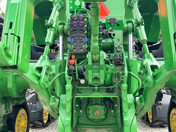 2025 John-Deere 8RX 410