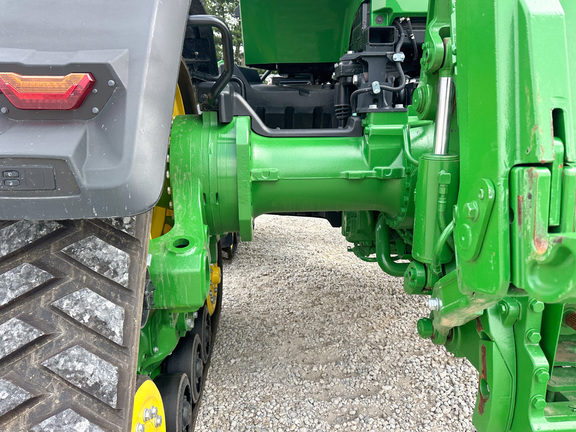 2025 John-Deere 8RX 410