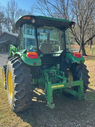 2016 John Deere 5075E Photo 3