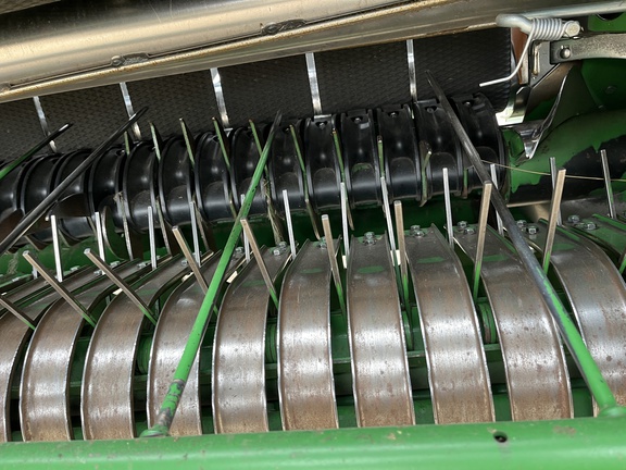 2012 John Deere 568 (23rd thumbnail)