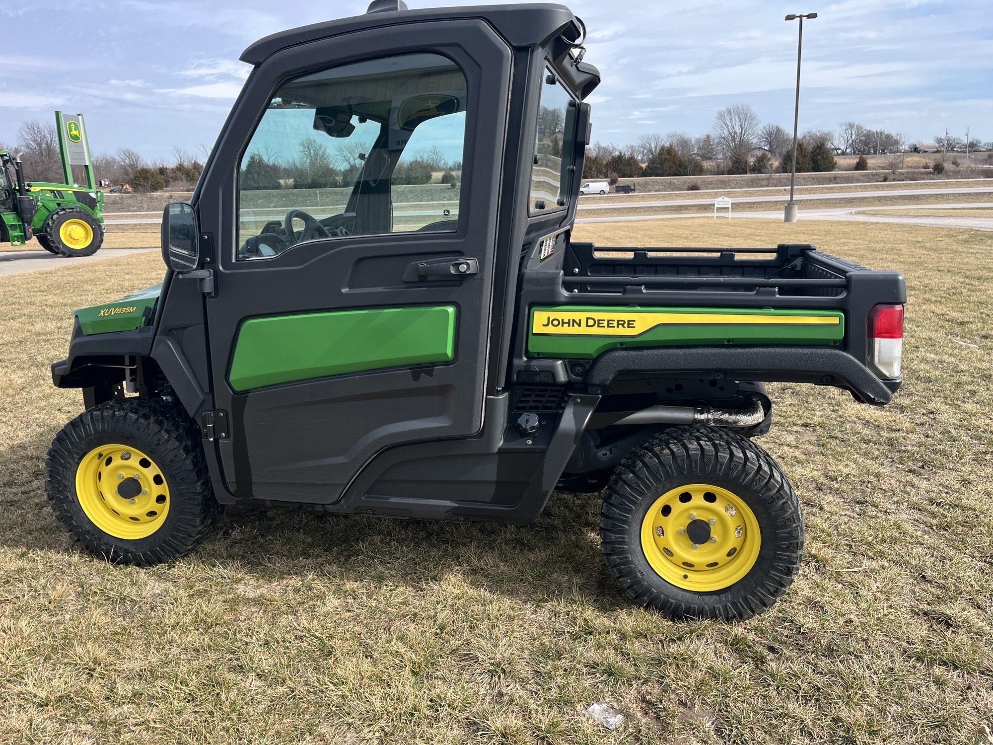  2023 John Deere XUV 835M at Heritage Tractor in Adrian, MO