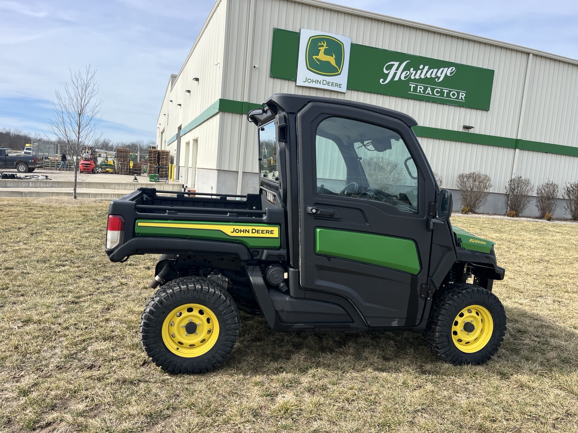  2023 John Deere XUV 835M at Heritage Tractor in Adrian, MO